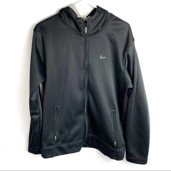black nike zip up jacket